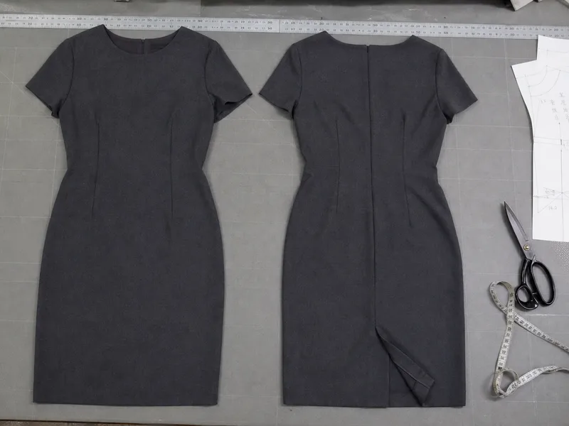 短袖通勤连衣裙产品样品